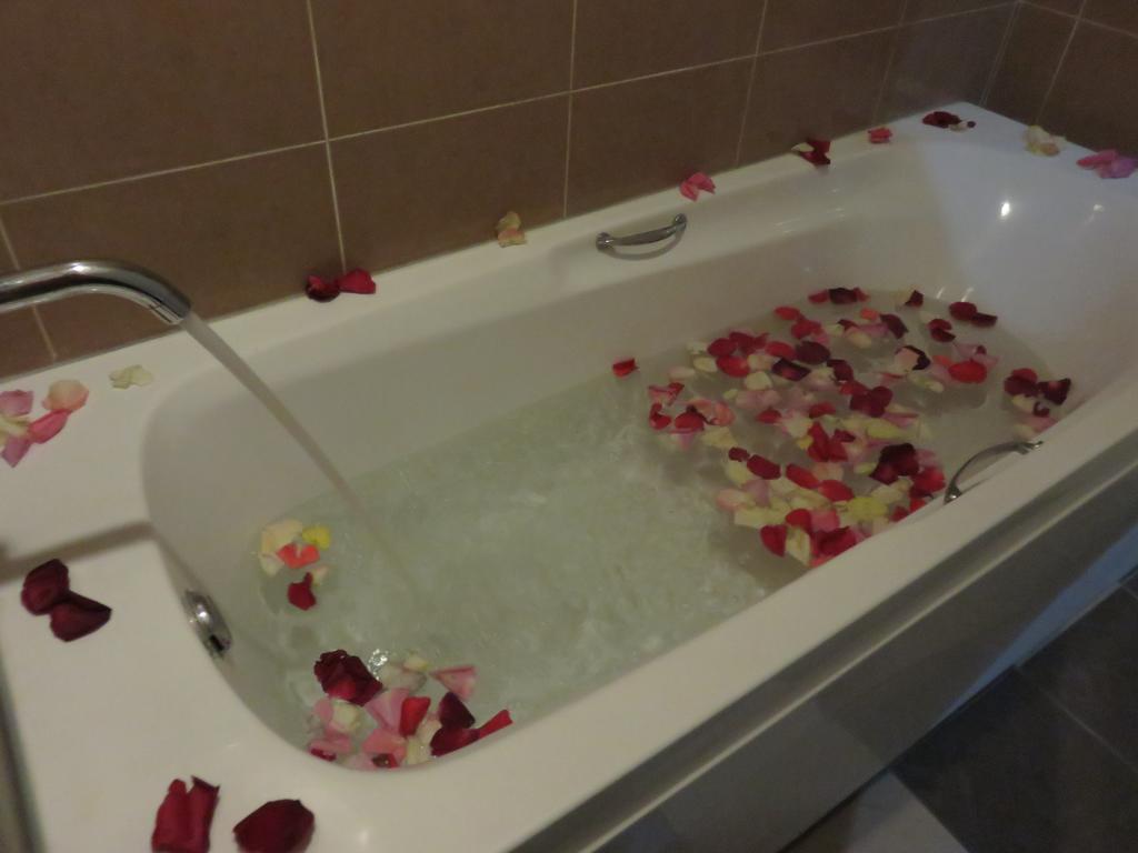 RHR Hotel Kajang Bagian luar foto