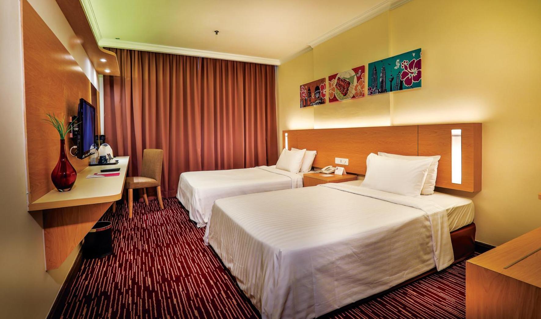 RHR Hotel Kajang Bagian luar foto