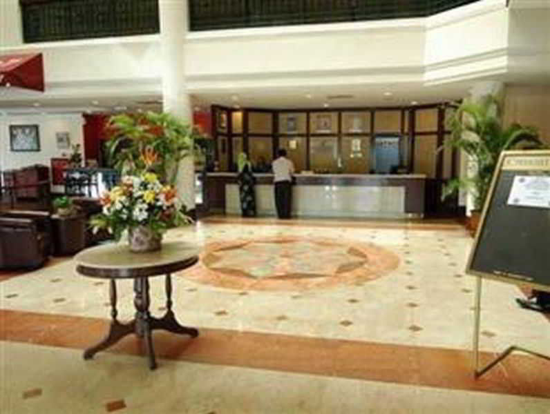 RHR Hotel Kajang Bagian luar foto