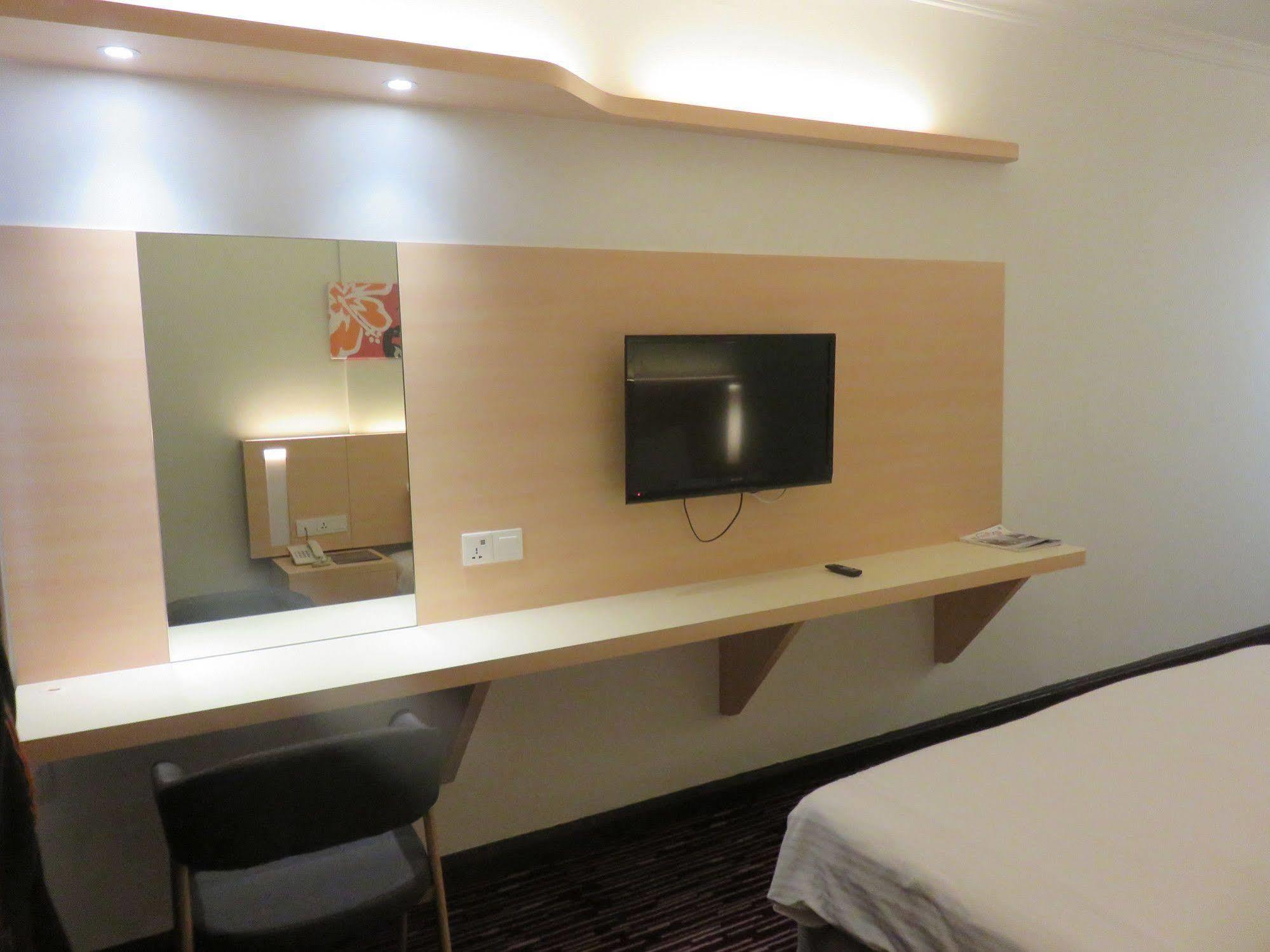 RHR Hotel Kajang Bagian luar foto