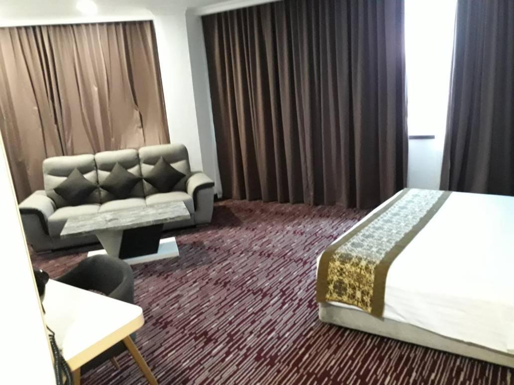 RHR Hotel Kajang Bagian luar foto